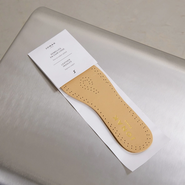 Removale insole adjusts the size | removale insole