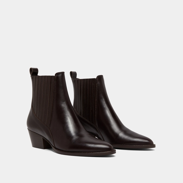 Lowboots with small beveled heels and elastics in dark brown leather | BAILEY
