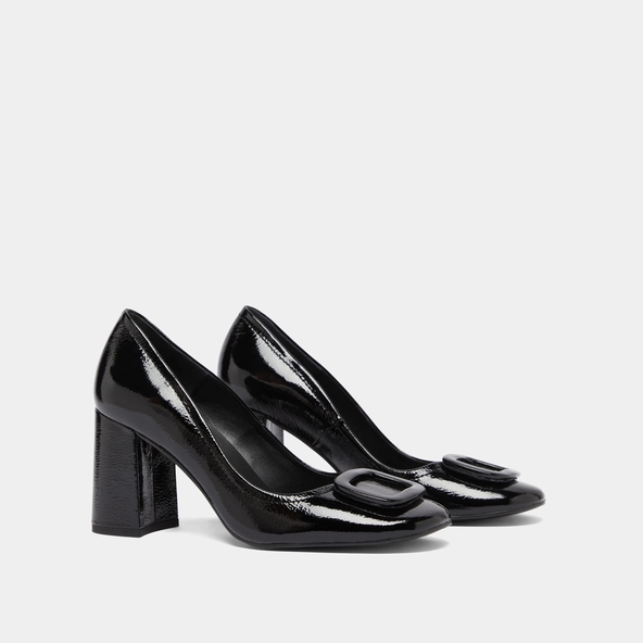 Pumps with buckles in black pleated patent | BISOU