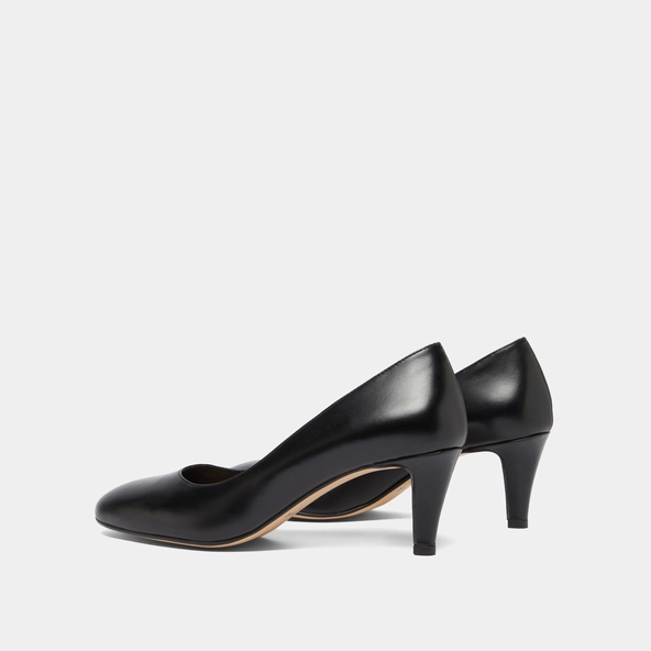 Round-toed pumps in black leather | VELIA