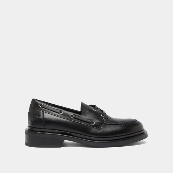 Thick lace-up Derbies in black leather | PAOLO