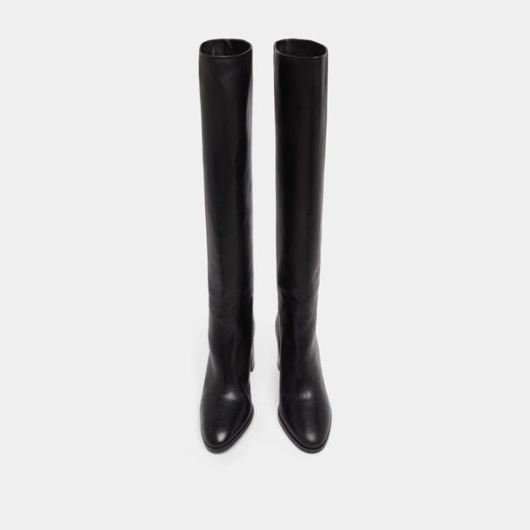 High boots with rounded toes in black leather | VENTURA