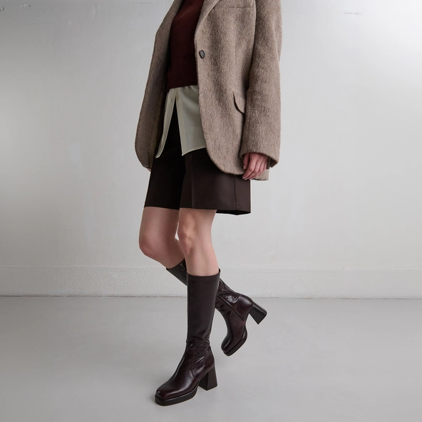 Platform boots in chocolate distressed leather | BETINA