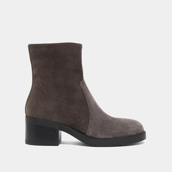 Lowboots with heels in grey suede | BUENA