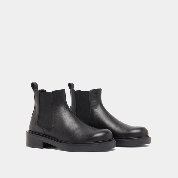 Lowboots with elastics in black leather | MELANIE