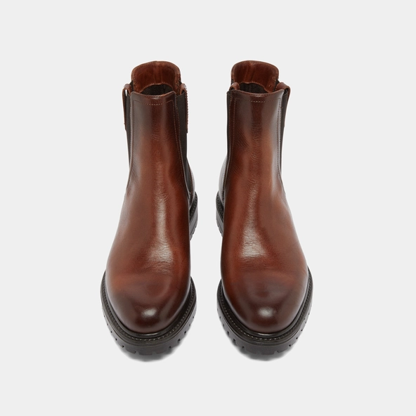 Low boots with notched soles and elastic in cognac patinated leather | CANDIDE