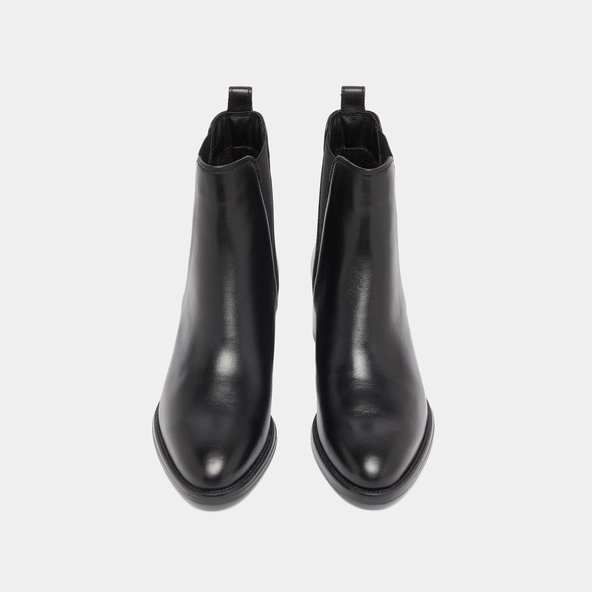 Ankle boots with triangular elastic bands in black leather | CHILO