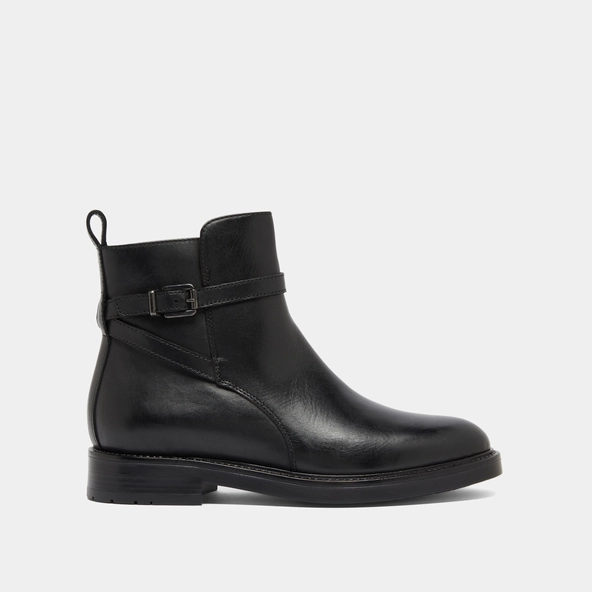 Lowboots with buckles in black leather | CLEA